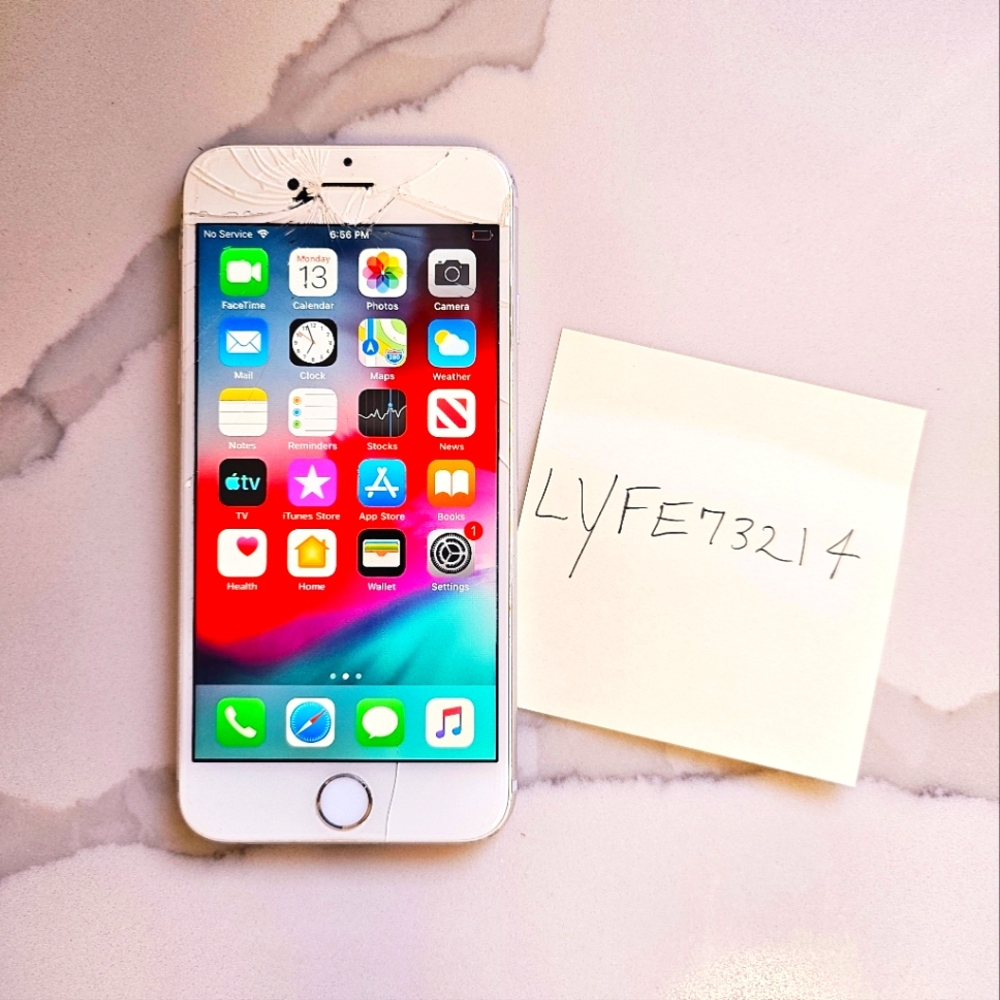 iPhone 6 (cracked screen)